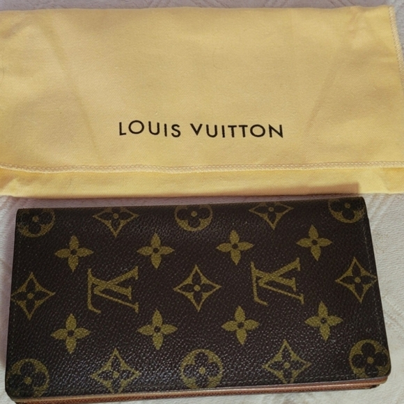 Louis Vuitton Accessories - Louis Vuitton Dark Brown Monogram Wallet